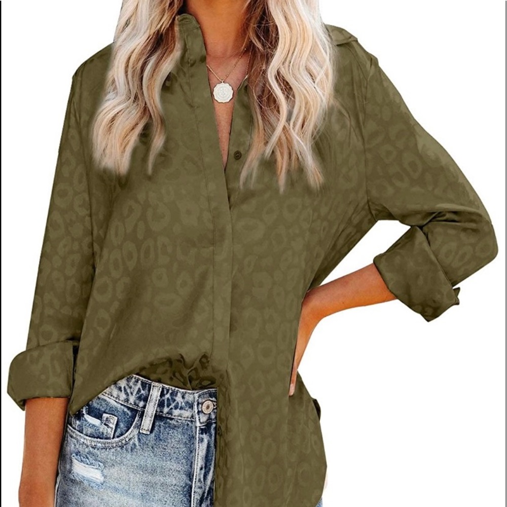 Leopard Print Roll Up Long Sleeve Button Down